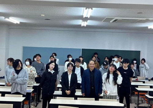 下载.jpg