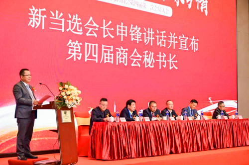 F7EE8C9341D55B34D5633BE4B02C999465DD3CF9_size80_w1000_h665_副本.jpg