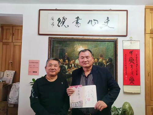 微信图片_20250404233013_副本.jpg