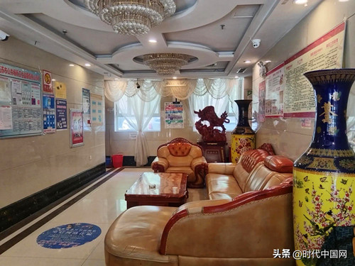 bd54d81760f346b39773add9d53c0d72~tplv-tt-origin-web_gif.jpg