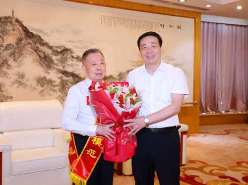 1748689490158974.jpg QQ20250531-190250_副本.jpg