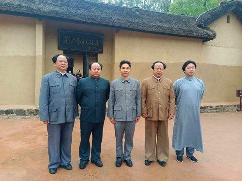 08fe7e8b13c94413a0d452fd0474e2d6~tplv-tt-origin-web_gif_副本.jpg