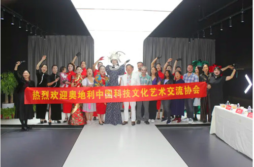 QQ20251019-173510_副本.jpg